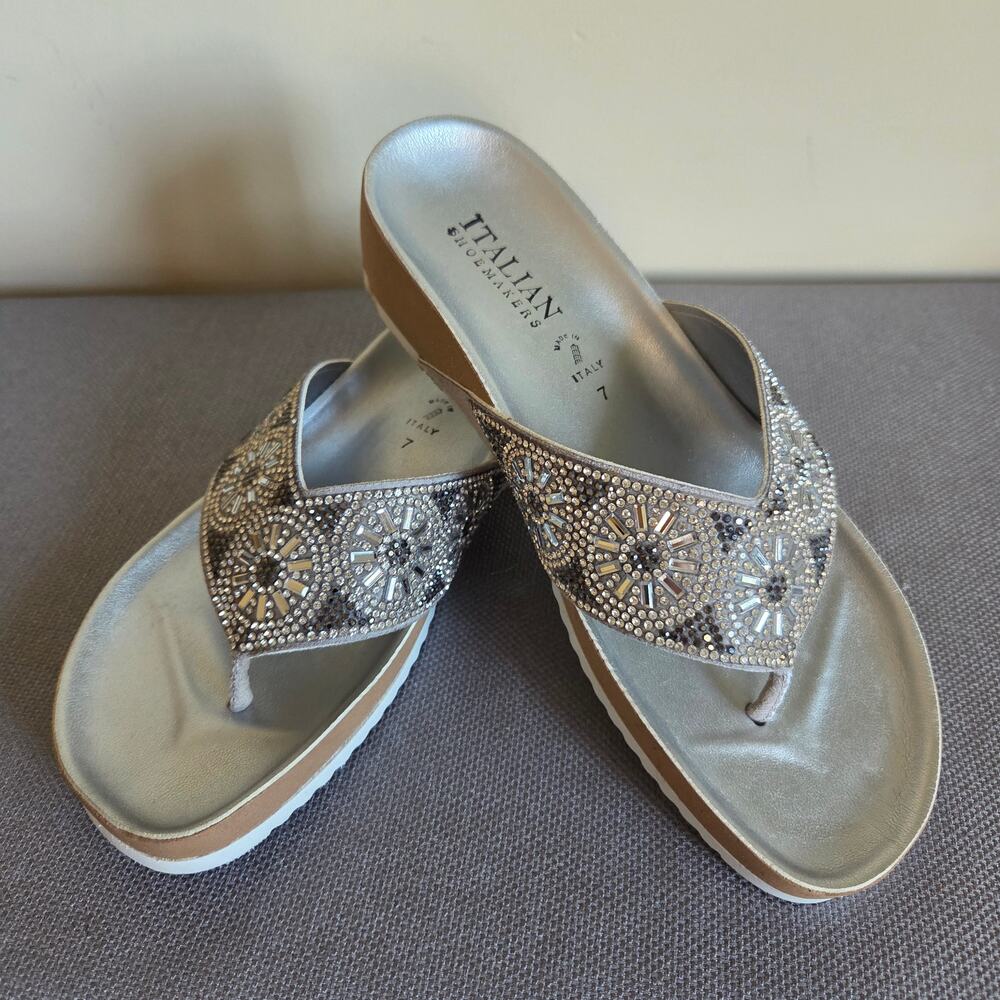 Italian Shoemakers Size 7 Silver Rhinestone Thong Dressy Glam Sandals